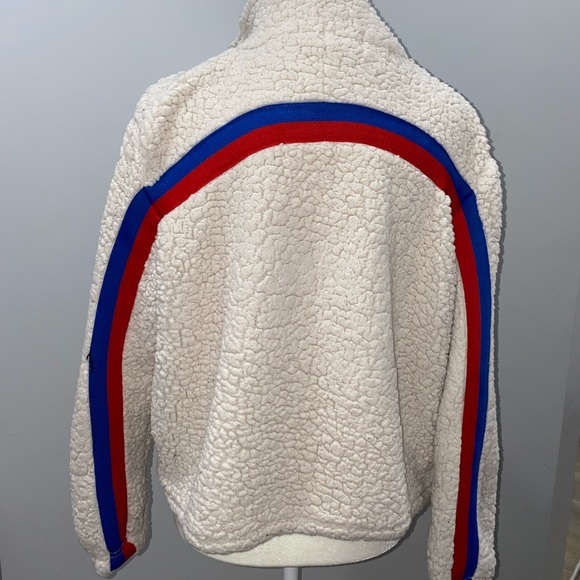 Sherpa Zip Up - Picture 2 of 2